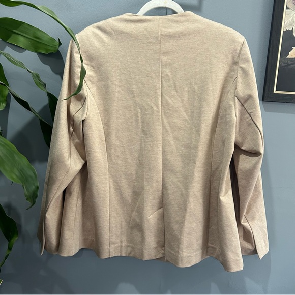 Lane Bryant Womens Cream Double-Breasted Collarless Blazer sz 18P - Picture 4 of 6